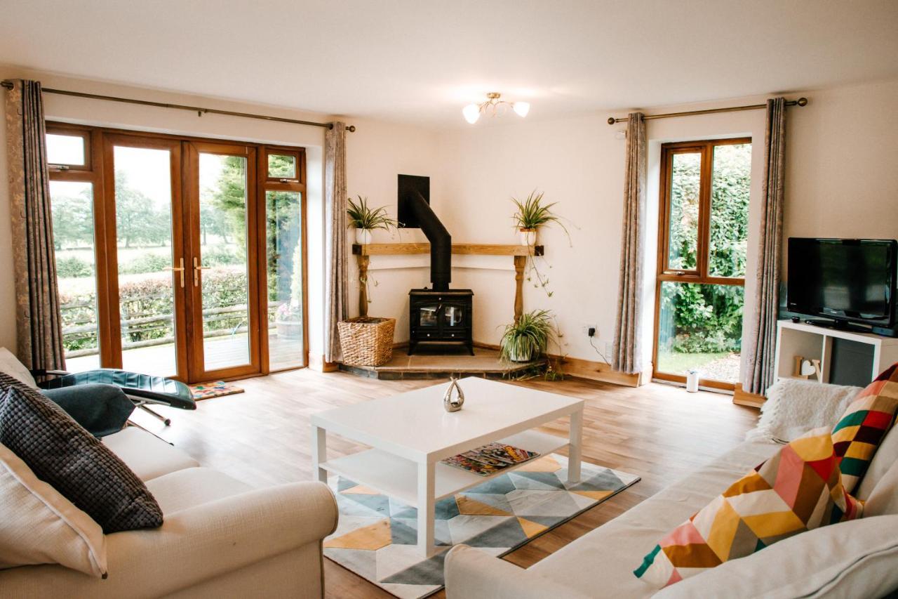 Holly Cottage, 2 Bed House, Sleeps 6 Cleobury Mortimer Exteriör bild
